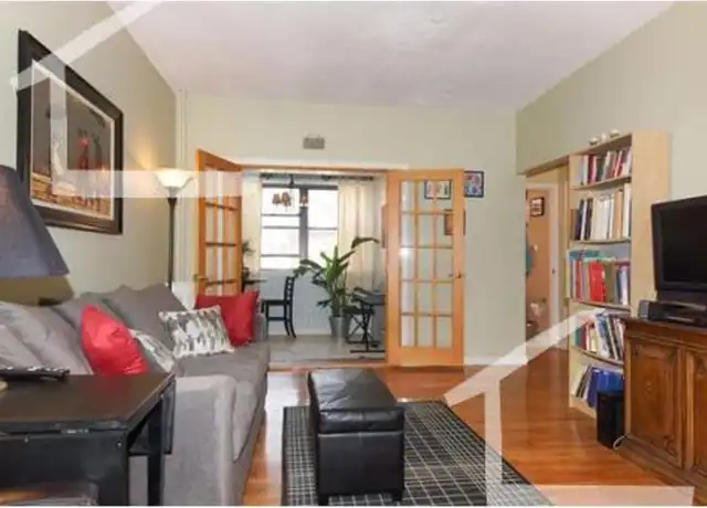 Property at 331 Summit Ave, Boston, MA, 02135, 2 beds, 1 bath, [object Object]