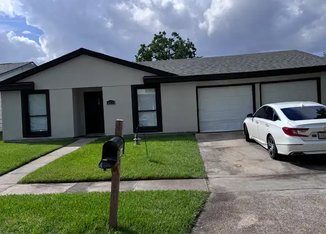 Property at 3824 Sue Ker Dr, Harvey, LA, 70058, 4 beds, 2 baths, [object Object]