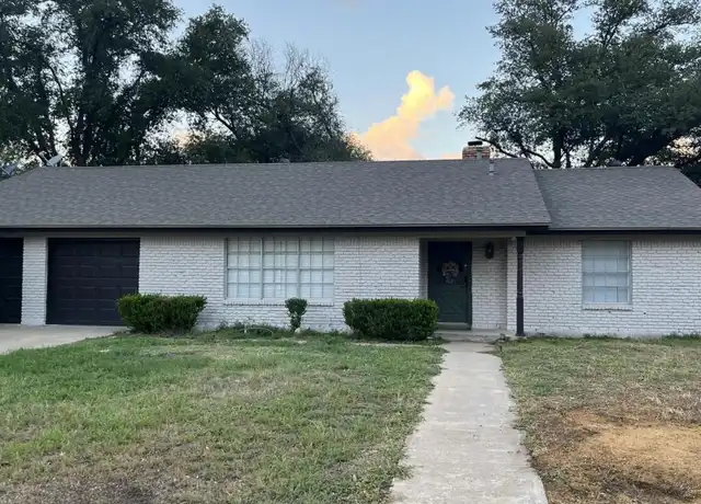 Property at 3018 Woodland Cir, San Angelo, TX, 76904, 3 beds, 2 baths, [object Object]