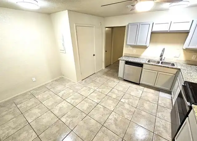 Property at 724 Bluebonnet Dr Unit B, Keller, TX, 76248, 2 beds, 1.5 baths, [object Object]