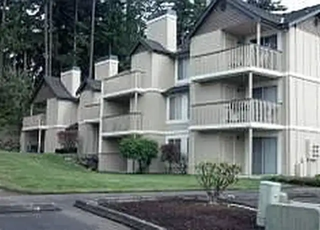 Photo of 9896 Enterprise Ln NW, Silverdale, WA 98383