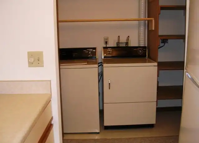 Property at 1007 W Main St Unit 110, Watertown, WI, 53094, 2 beds, 1 bath, [object Object]