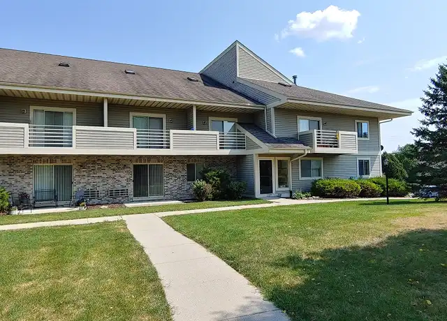 Property at 1007 W Main St Unit 110, Watertown, WI, 53094, 2 beds, 1 bath, [object Object]