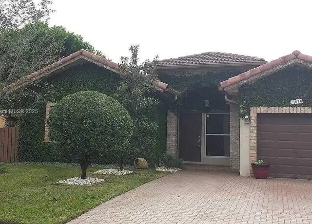 Property at 15826 SW 138th Ter, Miami, FL, 33196, 3 beds, 2 baths, [object Object]