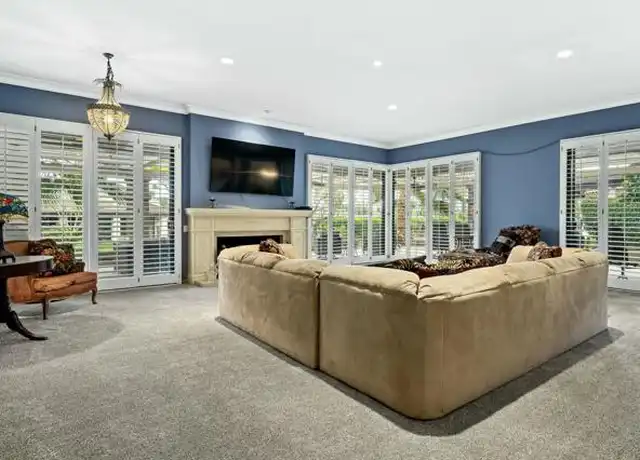 Property at 130 Columbia Dr, Rancho Mirage, CA, 92270, 3 beds, 3 baths, [object Object]