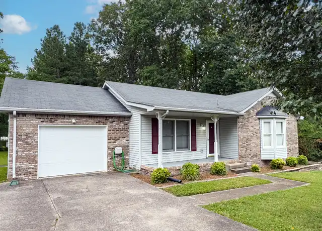 Property at 2825 Highway 41A S, Clarksville, TN, 37043, 3 beds, 2 baths, [object Object]