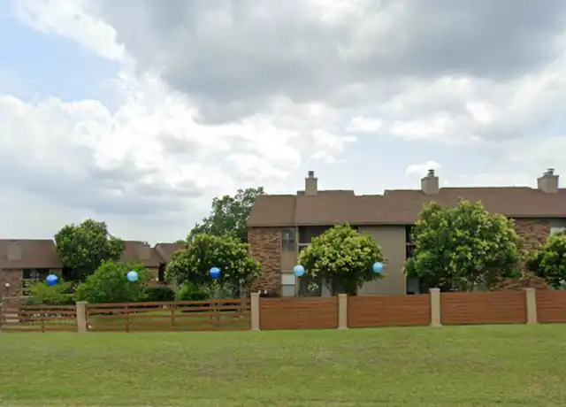 Property at 653 Texas 337 Loop Unit 204, New Braunfels, TX, 78130, 2 beds, 1 bath, [object Object]