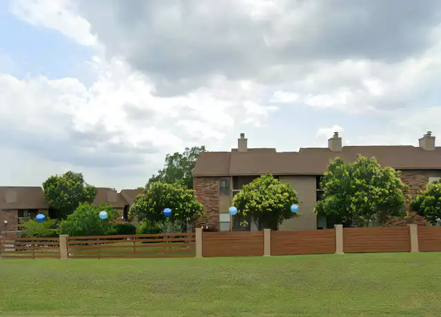 Property at 653 Texas 337 Loop Unit 204, New Braunfels, TX, 78130, 2 beds, 1 bath, [object Object]