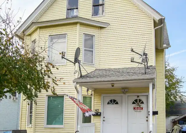 Property at 42 E School St Unit 2, West Springfield, MA, 01089, 4 beds, 1 bath, [object Object]
