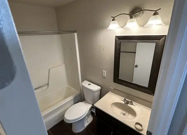 Property at 12361 Mountain Rd NE Unit F, Albuquerque, NM, 87112, 1 bed, 1 bath, [object Object]