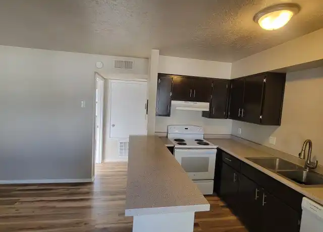 Property at 12361 Mountain Rd NE Unit F, Albuquerque, NM, 87112, 1 bed, 1 bath, [object Object]