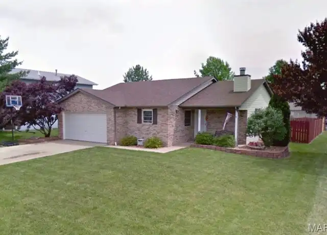 Property at 726 Country Meadow Ln, Belleville, IL, 62221, 3 beds, 2 baths, [object Object]