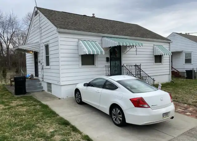 Property at 517 Spanish Ct, Louisville, KY, 40214, 2 beds, 1 bath, [object Object]