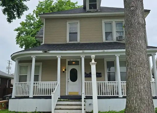 Property at 117 S 4th St Unit 6, Dupo, IL, 62239, 1 bed, 1 bath, [object Object]