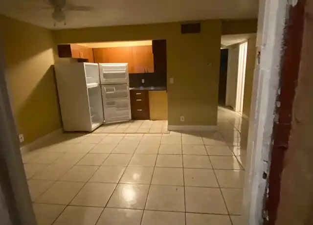 Property at 7041 Sunset Strip Unit 102, Sunrise, FL, 33313, 2 beds, 1 bath, [object Object]