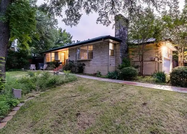 Property at 827 Hampton Rd, Dallas, TX, 75211, 3 beds, 2 baths, [object Object]