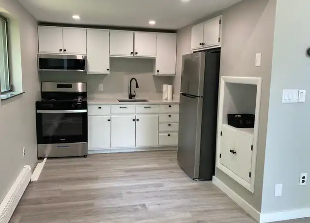 Property at 22 Appenvel Way Unit 1, Madison, NH, 03849, 2 beds, 1 bath, [object Object]