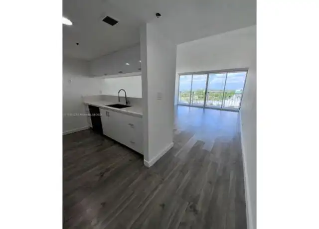 Property at 7601 E Treasure Dr #1101, North Bay Village, FL, 33141, 1 bed, 1 bath, [object Object]