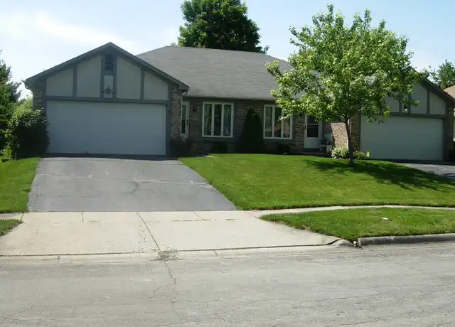 Property at 5454-5456 Archway Dr, Columbus, OH, 43235, 2 beds, 2 baths, [object Object]