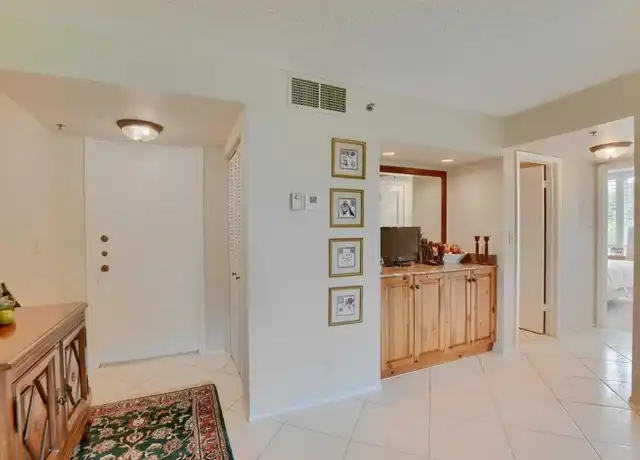 Property at 1731 Bridgewood Dr, Boca Raton, FL, 33434, 2 beds, 2 baths, [object Object]