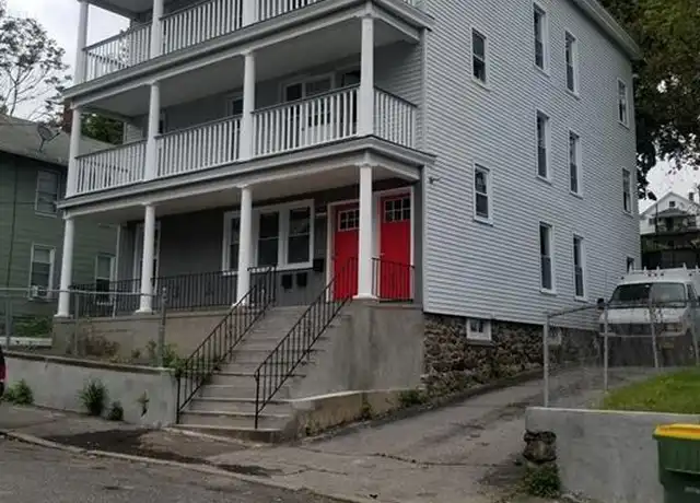 Property at 117 Southview St Unit 3, Waterbury, CT, 06706, 3 beds, 1 bath, [object Object]
