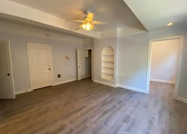 Property at 2138 NE Halsey St Unit 103, Portland, OR, 97232, 1 bed, 1 bath, [object Object]
