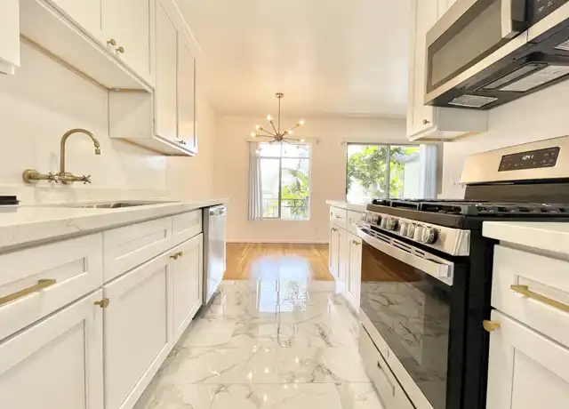 Property at 11953 Rochester Ave Unit 6, Los Angeles, CA, 90025, 1 bed, 1 bath, [object Object]