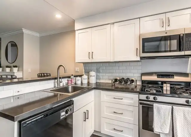 Property at 3700 Sepulveda Apartments - 3700 S Sepulveda Blvd, Los Angeles, CA, 90034, 1-2 bed, 1 bath, [object Object]