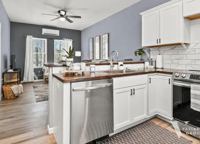 Property at 2143 E Cherry St Unit 8, Springfield, MO, 65802, 1 bed, 1 bath, [object Object]