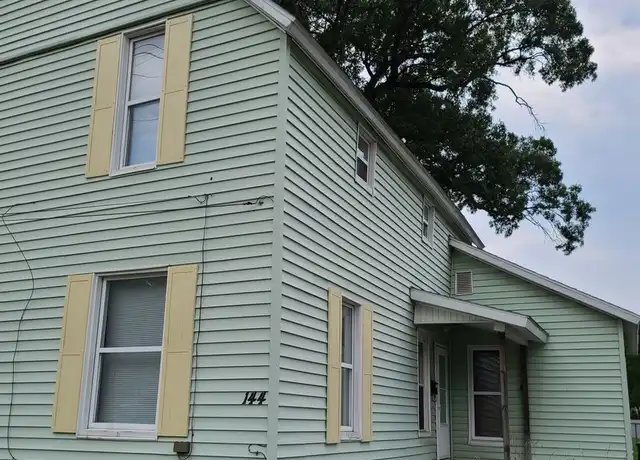 Property at 144 W Simonton St, Elkhart, IN, 46514, 3 beds, 2 baths, [object Object]