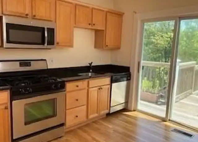 Property at 88 N Main St #6, Westford, MA, 01886, 1 bed, 1 bath, [object Object]
