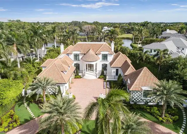 Property at 2595 Half Moon Walk, Naples, FL, 34102, 5 beds, 5.5 baths, [object Object]