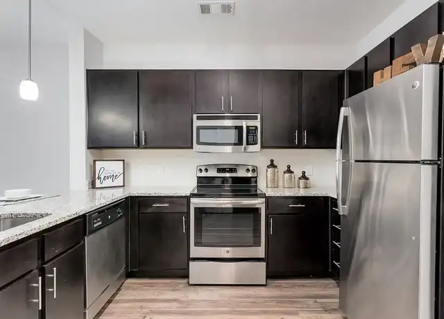 Property at Melrose Apartments - 2600 8th Ave S, Nashville, TN, 37204, 0-2 beds, 1-2 bath, [object Object]