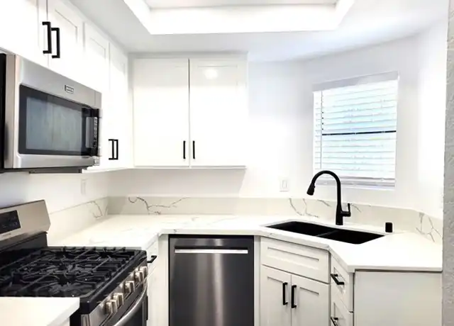 Property at 12464 Montecito Rd #8, Seal Beach, CA, 90740, 1 bed, 1 bath, [object Object]