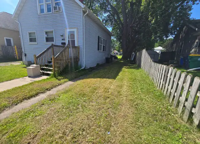 Property at 1482 Elm St, Green Bay, WI, 54302, 2 beds, 1 bath, [object Object]