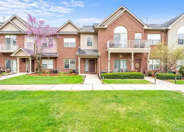 Property at 48888 Amanda Ln, Shelby Township, MI, 48317, 2 beds, 2 baths, [object Object]