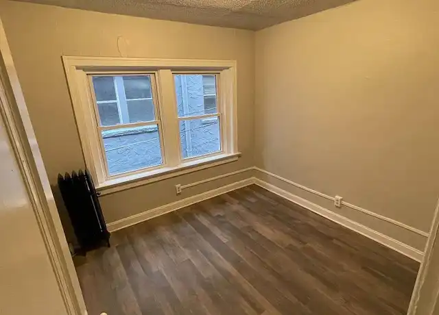 Property at Santa Maria Apartments - 115 W 39th St, Kansas City, MO, 64111, 0-1 beds, 1 bath, [object Object]