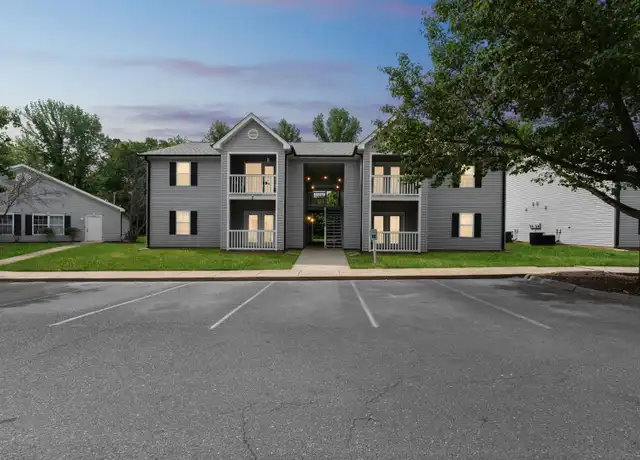 Property at 1901 N Fayetteville St Unit 1901 3C, Asheboro, NC, 27203, 1 bed, 1 bath, [object Object]