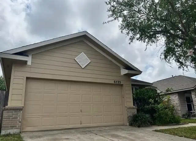 Property at 6533 Fenwick Dr, Corpus Christi, TX, 78414, 4 beds, 2 baths, [object Object]