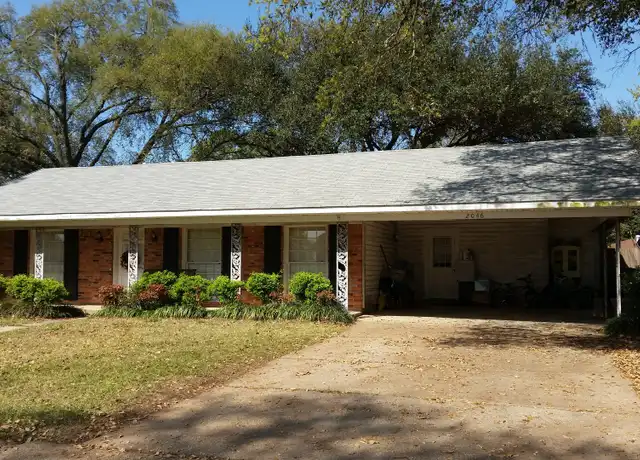 Property at 2046 Shadywood Ln, Shreveport, LA, 71105, 4 beds, 2.5 baths, [object Object]