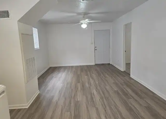 Property at 202 Spruce St Unit C, College Station, TX, 77840, 2 beds, 1 bath, [object Object]