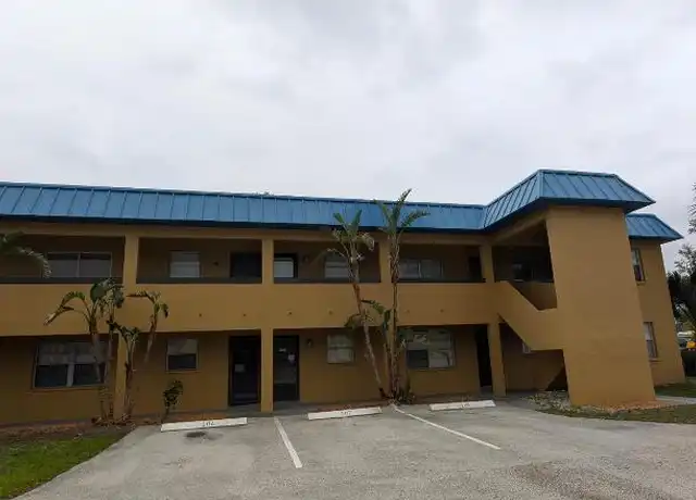 Property at 439 S Paula Dr, Dunedin, FL, 34698, 2 beds, 1 bath, [object Object]