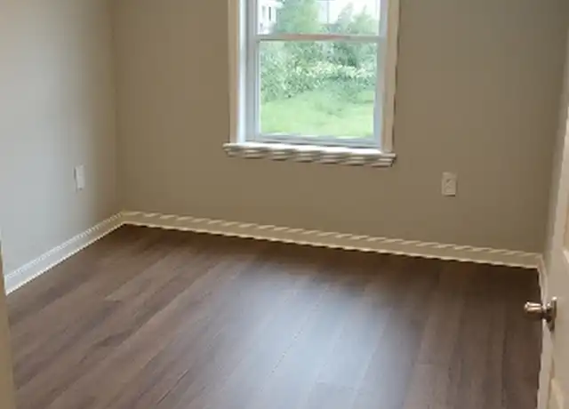 Property at 1630 Cecil B. Moore Ave Rm 1, Philadelphia, PA, 19121, 5 beds, 3 baths, [object Object]