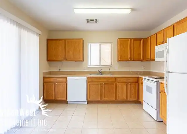 Property at 11408 W Hutton Dr, Sun City, AZ, 85351, 3 beds, 2 baths, [object Object]
