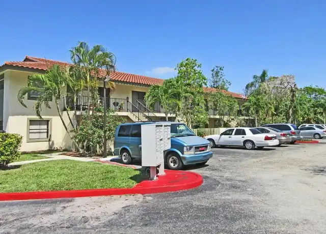 Property at 1989 NW 4th Ave Unit F, Boca Raton, FL, 33432, 2 beds, 2 baths, [object Object]