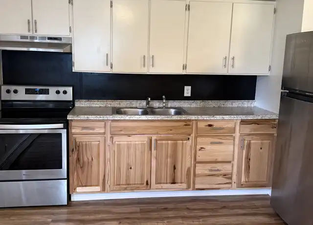 Property at 962 Gilmore St Unit H, Fairbanks, AK, 99701, 1 bed, 1 bath, [object Object]