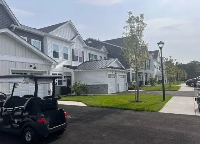 Property at 201 Jerusalem Hollow Rd, Manorville, NY, 11949, 3 beds, 2.5 baths, [object Object]