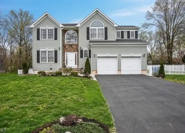 Property at 94 Pearl St, Bridgewater, NJ, 08807, 4 beds, 2.5 baths, [object Object]
