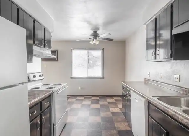 Property at 3419 Kingswood Pl, Waterloo, IA, 50701, 1 bed, 1 bath, [object Object]