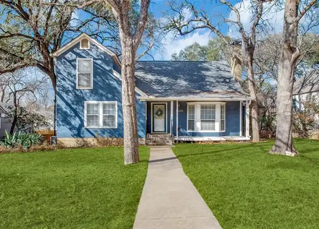 Property at 1405 Bluebonnet Dr, Fort Worth, TX, 76111, 4 beds, 2 baths, [object Object]